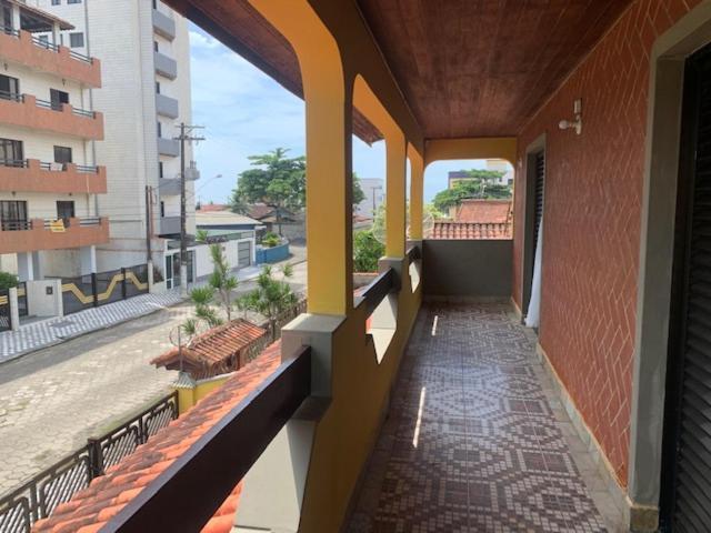 Lindo Sobrado Amarelo -Proximo A Praia Mongaguá Exteriér fotografie