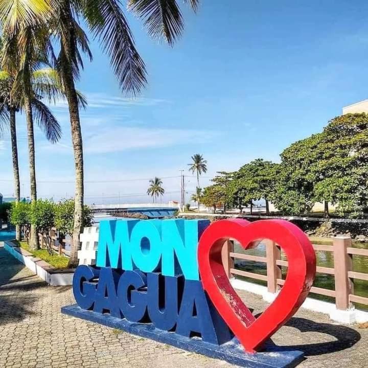 Lindo Sobrado Amarelo -Proximo A Praia Mongaguá Exteriér fotografie