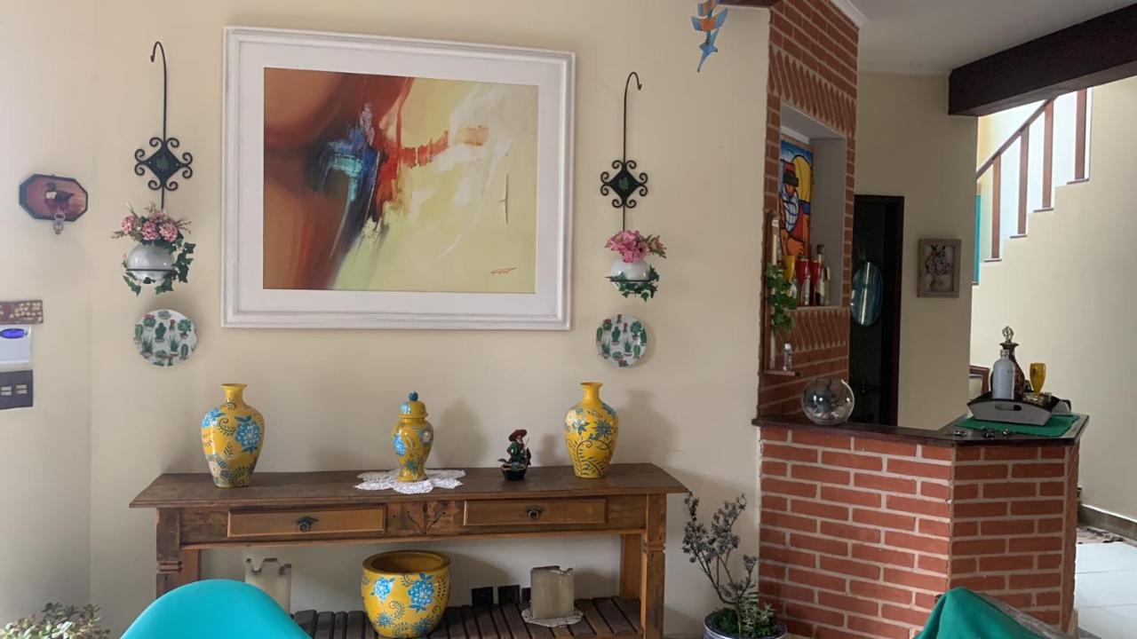 Lindo Sobrado Amarelo -Proximo A Praia Mongaguá Exteriér fotografie