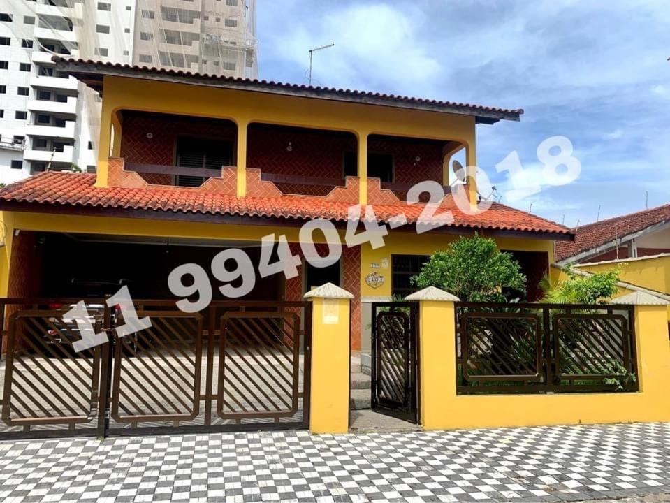 Lindo Sobrado Amarelo -Proximo A Praia Mongaguá Exteriér fotografie