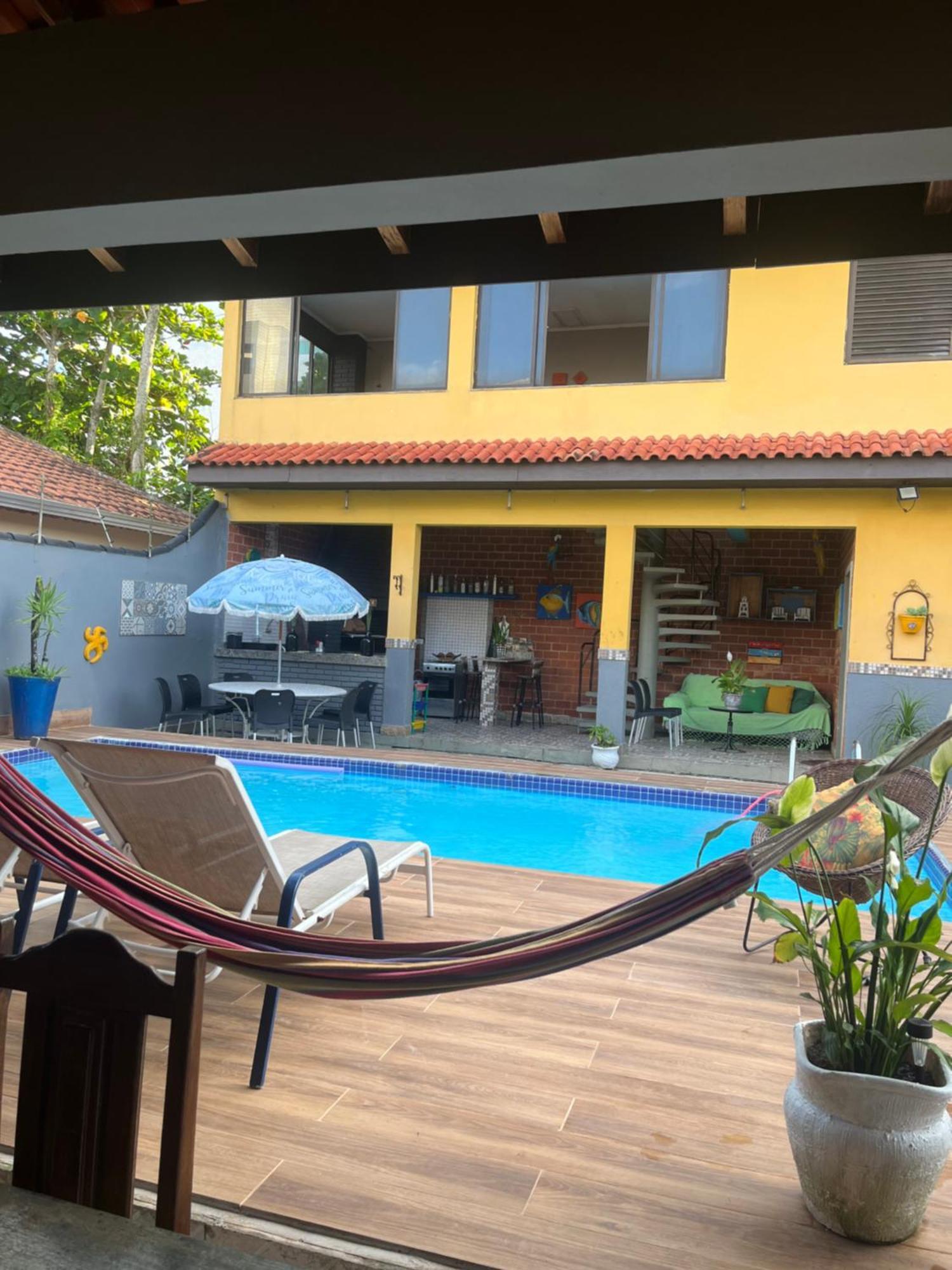 Lindo Sobrado Amarelo -Proximo A Praia Mongaguá Exteriér fotografie